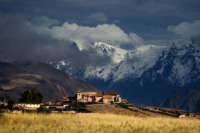 06 Day Andean Jewels of Cusco - Private Service - Sacred Valley engineering day: Moray, Maras, Chinchero at working altitude