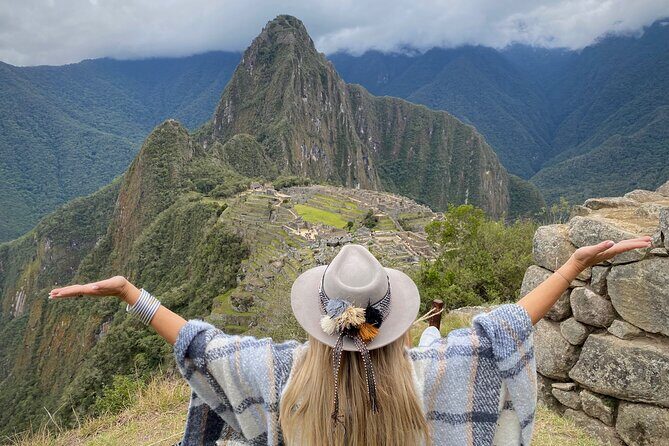 2-Day Machu Picchu Tour by train from Cusco ( All included ) - Optional Climb Choices: Machu Picchu Mountain vs Huayna Picchu