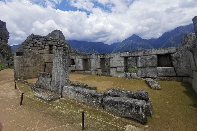 2-Day Tour in Sacred Valley and Machu Picchu from Cusco - Pacing, Fitness, and How Not to Have a Bad Day at Altitude