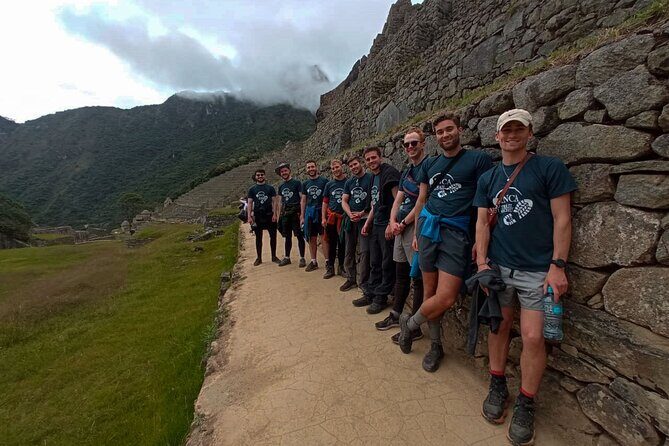 4 Day Inca Trail Trek to Machu Picchu Multi day tour - The staff side: guides, chef, porters, and why it affects your comfort