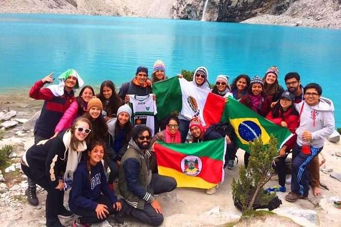69 Lake - Cordillera Blanca - Entering the Llanganuco Valley and the Chinancocha photo pause