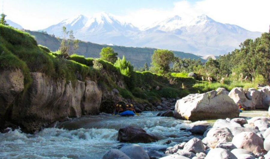 Arequipa: Chili River Rafting - The views: pre-Inca terraces and volcanoes while the river does its job