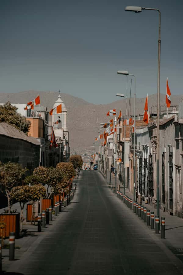 Arequipa: Walk through the Historic Center of the City - Cobblestone Stories: Legends and Traditions Along the Way