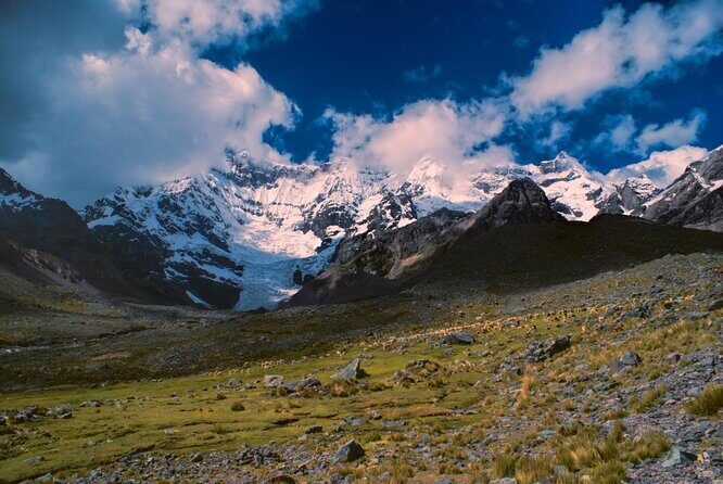 Ausangate Trek 5 Days - Your Crew on the Mountain: Small-Group Care You Can Actually Feel