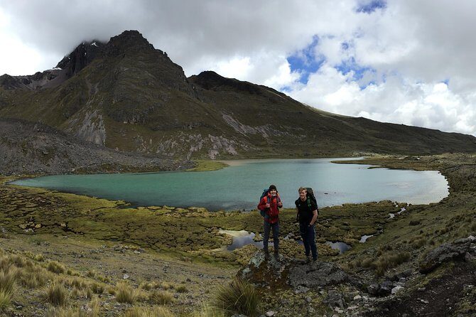 Ausangate Trek 5 Days - Day 4: Pacchanta Valley Lagoons and Hot Springs Soak