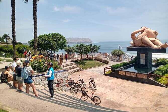 Bike Tour Lima | Ride along Miraflores & Barranco - Larcomar on the cliff: the only mall-in-a-cliff moment