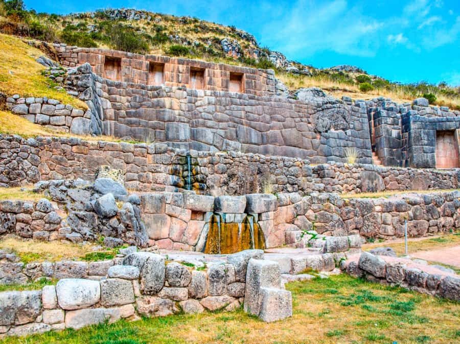 City Tour Cusco Qoricancha Sacsayhuaman y Tambomachay - Getting Around: Shared Transportation, Short Drives, and Why It Matters