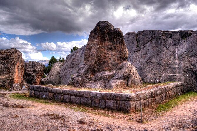 Cusco 7 days Tour in Machu Picchu, Humantay Lake and Vinicunca - Machu Picchu day: CONSETUR bus up, 2 hours of private guidance, train back to Cusco