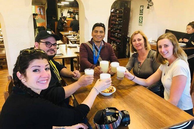 Cusco by Night: Planetarium Cusco, Dinner, and Pisco Sour - Plaza de Armas after dusk: your warm-up for the night