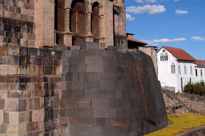 Cusco City Sightseeing and Sacsayhuaman Archeological Park Tour - Qorikancha (Temple of the Sun): Where Gold Lore Meets Modern Cusco