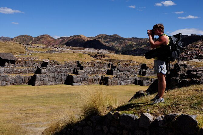 Cusco City Sightseeing and Sacsayhuaman Archeological Park Tour - Plaza de Armas and Cusco Cathedral: Architecture, Stained Glass, and Photo Rules