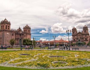 Cusco: Half-Day City Tour - Qenqo: where natural rock turns into ceremony