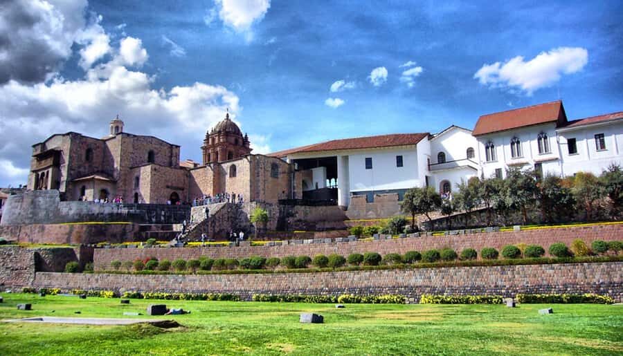 Cusco: Half-Day City Tour with Sacsayhuaman and Q'enco - Transport, Finish Location, and Why the Ending Matters