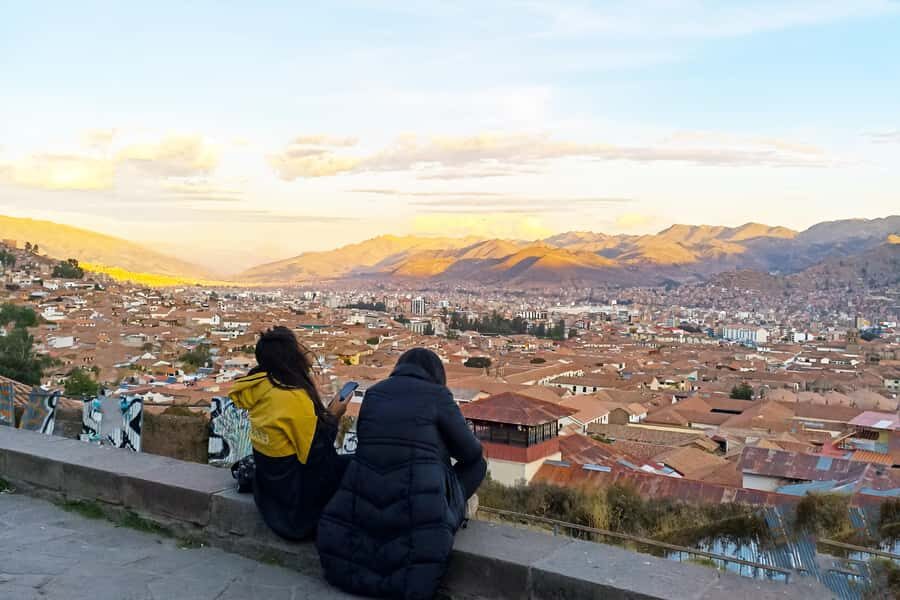 Cusco: Historic Walking Tour with Pisco Sour and Music Show - Price, Pace, and What You Get for $10