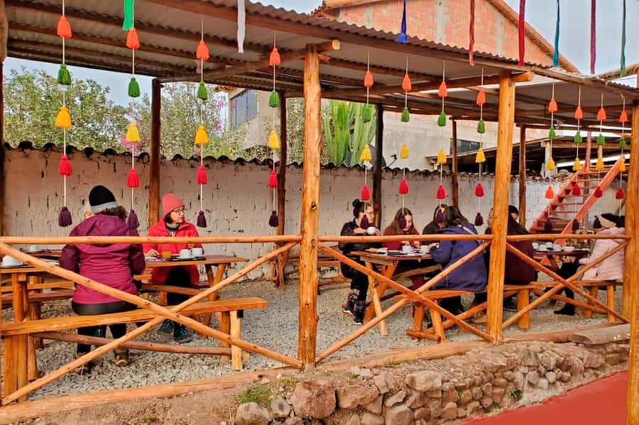 Cusco: Humantay Lake Tour with Breakfast and Buffet Lunch - Lunch in Mollepata: buffet style and worth waiting for