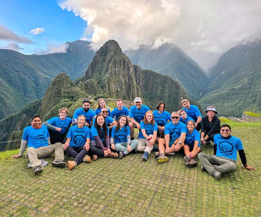 Cusco: Machu Picchu 2-Day Inca Trail with Panoramic Train - The train to Km 104: comfort before the trail work