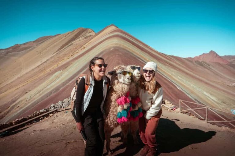 Cusco: Rainbow Mountain Tour and Red Valley Hike (Optional) - The Cusco to Cusipata push: breakfast and the first real Andes views
