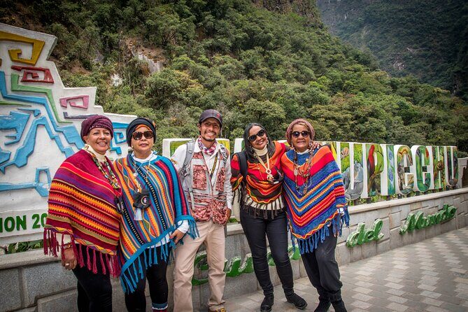 Day Trip to Machu Picchu from Cusco - Pickup timing and the train rhythm from Ollantaytambo