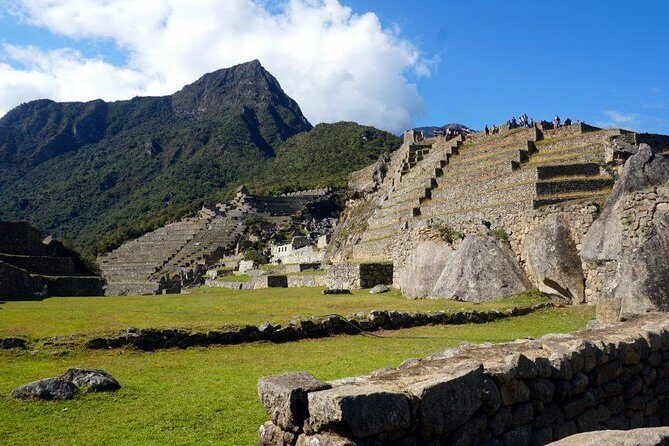 Epic Machu Picchu 2-Day Adventure by Car with Overnight Stay - Hidroelectrica to Aguas Calientes: the railway-line walk (and what to expect)