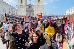 Essential Lima: Half-Day Tour with Catacombs & Pick-Up - Jirón de la Unión: walking a former power street