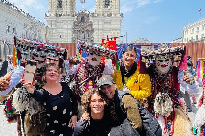 Essential Lima: Half-Day Tour with Catacombs & Pick-Up - Jirón de la Unión: walking a former power street