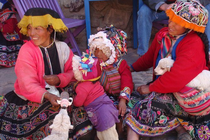 Excursion to Sacred Valley Full Day & Buffet Lunch |Group Tour| - Puente Pisac buffet lunch: the calm middle of a packed day