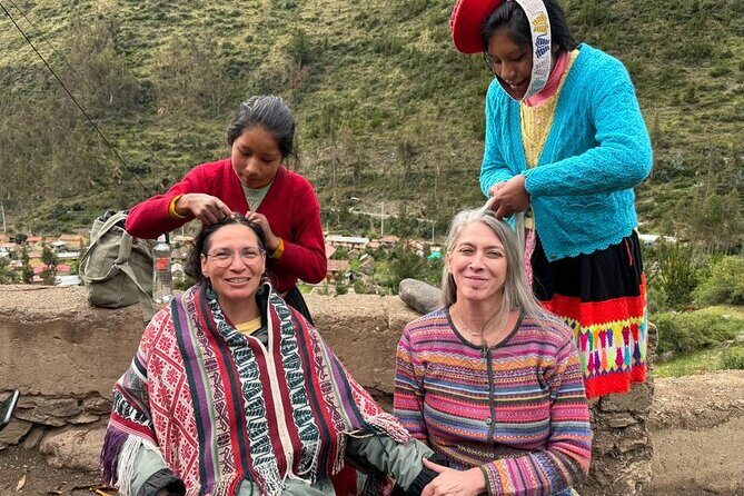 Food and Culture Full day Tour in the Sacred Valley - Huilloc Valley: meet an indigenous family and eat a festive lunch