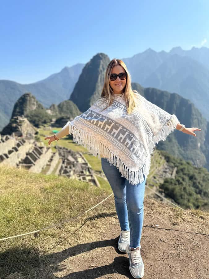 From Aguas Calientes: Machu Picchu guided tour with tickets - Tickets, passport, and the rules you’ll feel on-site