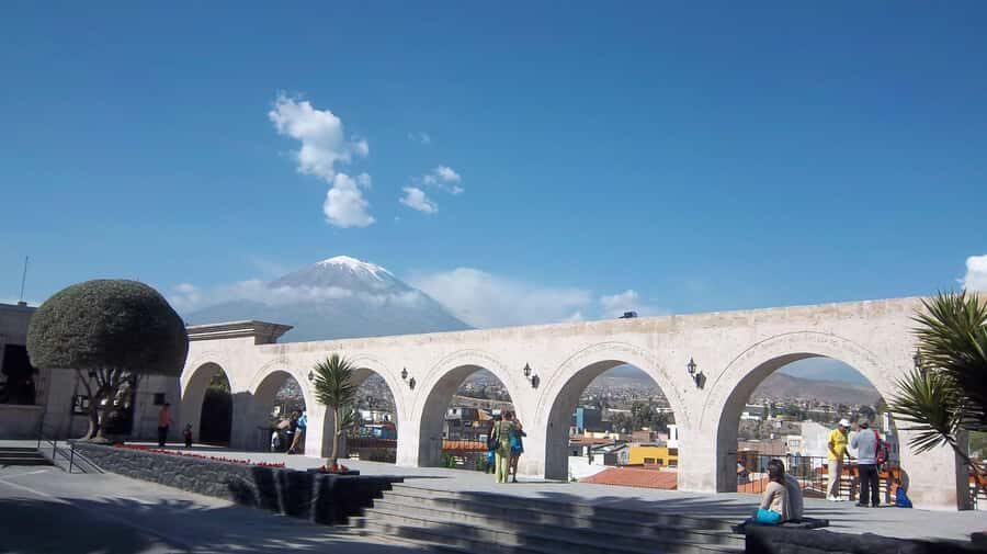 From Arequipa: Sillar Route Trek - Volcanoes and Andenerias viewpoint: tying it all together with perspective