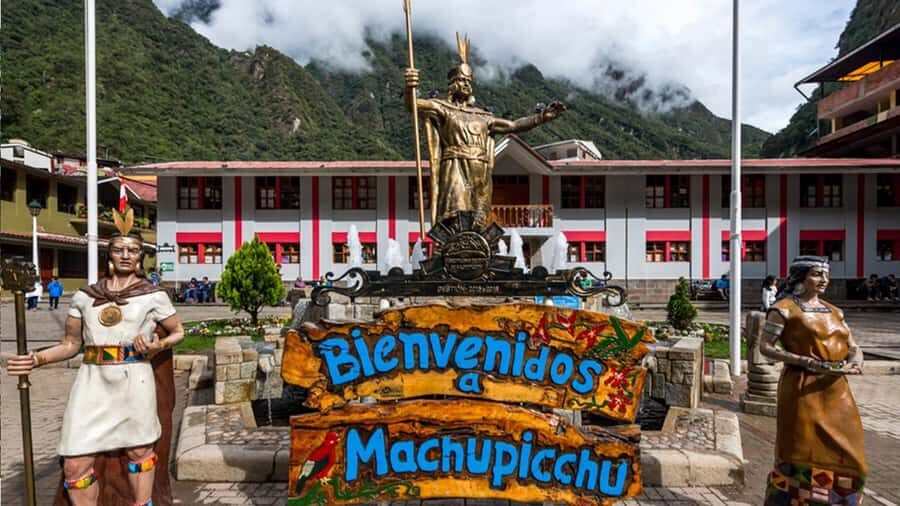 From Cusco: 1-day Machu Picchu Tour by Train - Ollantaytambo station and the handoff that matters