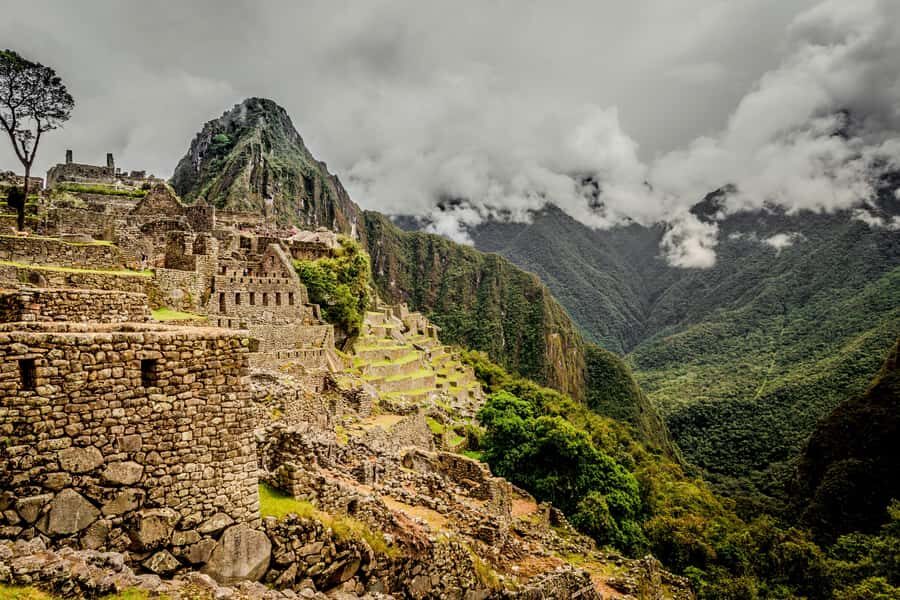 From Cusco: 2-Day Inca Trail to Machu Picchu - Cusco to Aguas Calientes: the Sacred Valley runway