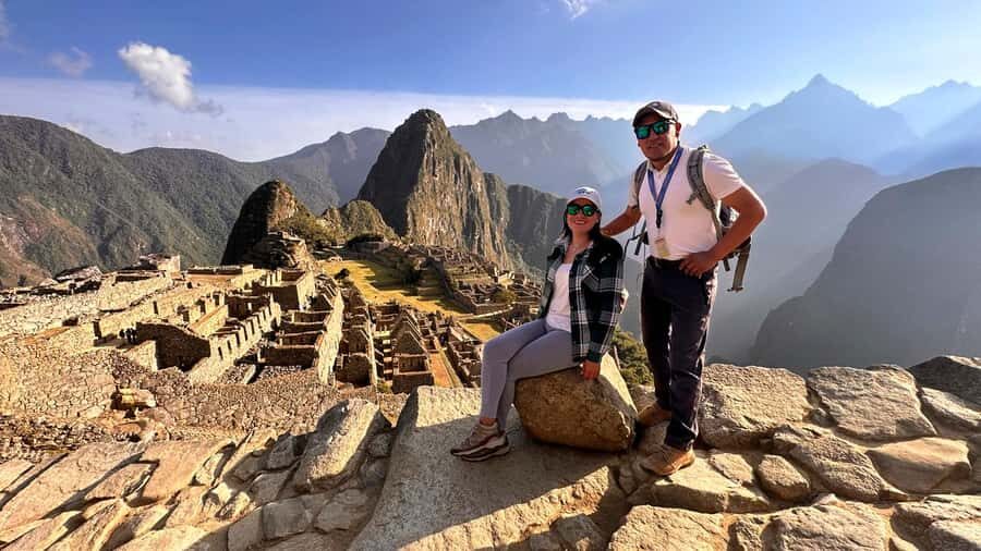 From Cusco: 2-Day Trip to the Sacred Valley and Machu Picchu - Early bus up: Machu Picchu starts with the view