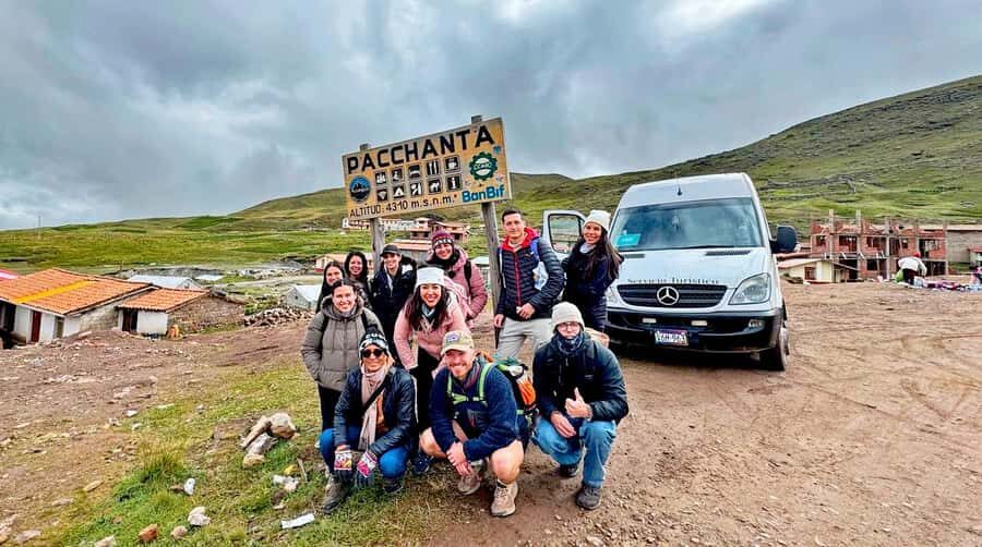 From Cusco: 7 Lakes Ausangate Trek with Breakfast and Lunch - Key things that make this Ausangate 7 Lakes day trip different
