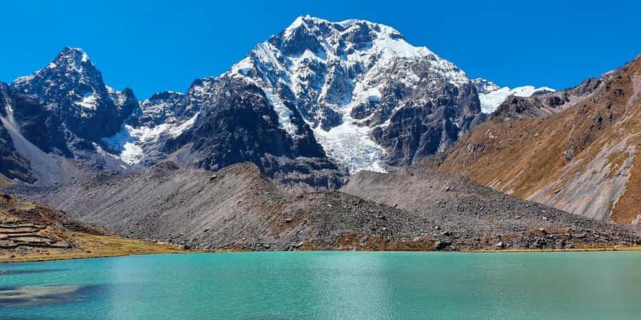 From Cusco: 7 Lakes Ausangate Trek with Breakfast and Lunch - From Cusco before 4 am: cold pickup and the Pacchanta drive