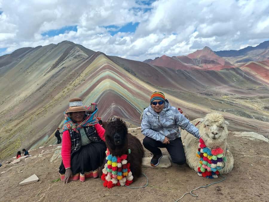 From cusco: Rainbow Mountain ATV Tour with meals - First big moment: arriving early to Rainbow Mountain