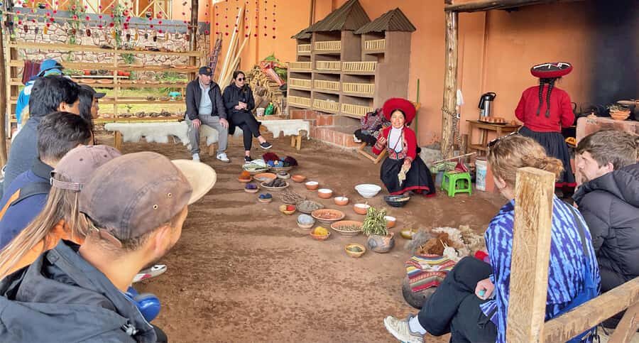 From Cusco: Sacred Valley & Maras Salt Mines Tour with Lunch - Cusco pickup at dawn: what to know before you commit