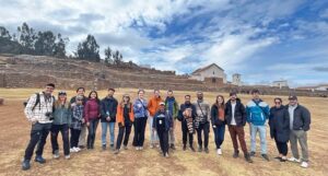 From Cusco: Sacred Valley & Maras Salt Mines Tour with Lunch - Chinchero Weavers and the church stop: Inca-style textiles, real hands-on context