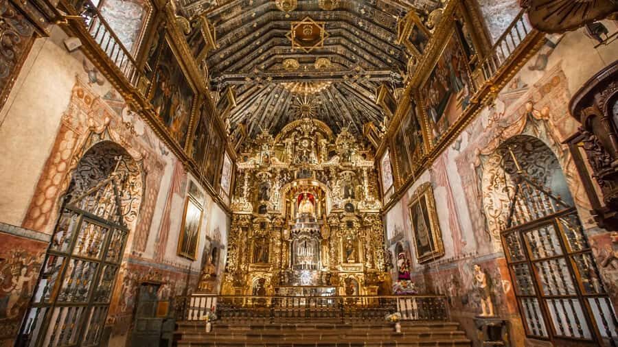 From Cusco: South Valley Villages and Archaeology Tour - From Cusco to Valle Sur with a bilingual guide