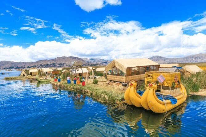 Full Day Lake Titicaca Tour to Uros and Taquile Islands - Taquile Island Hilltop: Knitting Traditions, Wool Dyeing, and a Lunch Stop at Isabella