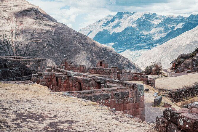 Full-Day Sacred Valley Tour from Cusco - Ollantaytambo: stairs, palace-style stonework, and shopping nearby