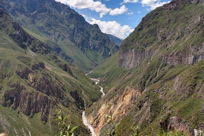 Full Day Tour / Colca Canyon - Guides, Language, and Group Size: How to Get the Most Out of 16 People
