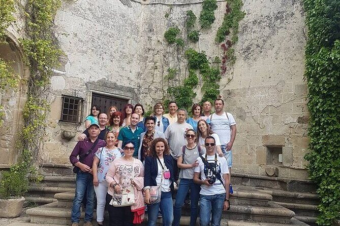 Guided Tour of Historic and Monumental Trujillo - Palacio de San Carlos: the Plateresque façade trick