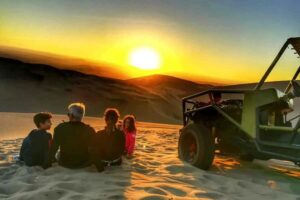 Huacachina: Buggy en las Dunas al Atardecer y Sandboarding - The 4x4 Dune Buggy Ride: Coaster-Style Runs Up to 30 Meters