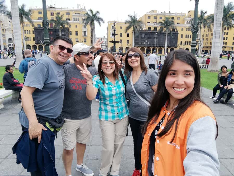 Lima: City Highlights Small Group Tour - Languages, Guides, and the Human Side of a Private Group