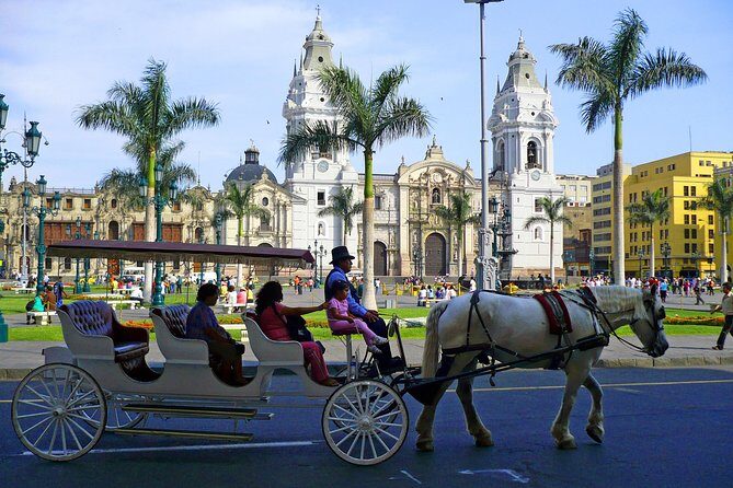 Lima City Tour. Pre-Hispanic, Colonial and Modern Tour. - Pre-Inca to modern Lima in one tight 4-hour plan