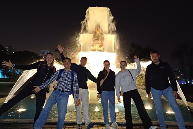 Lima Evening Tour: Magic Water Circuit & Fountain Show - Lima at 5 pm: why the evening timing matters