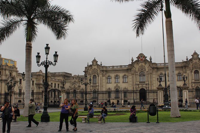Lima FD Experience Pachacamac, Barranco, City Centre & Water Park - A nine-hour Lima sampler built for first-timers