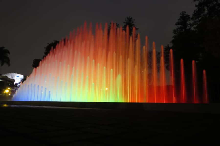 Lima: Magic Water Circuit with Dinner - Dinner in a 100-Year-Old Republican House Museum