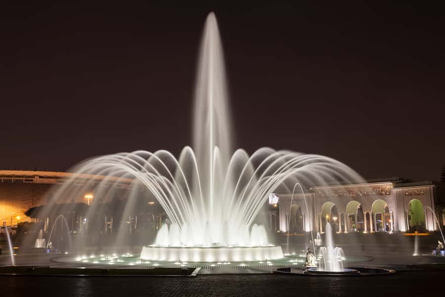 Lima: Magic Water Circuit with Dinner - Getting Picked Up in Miraflores or San Isidro (and What Can Go Wrong)