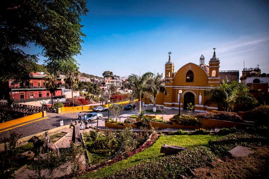 Lima: Pachacamac Ruins & Barranco Half-Day Guided Tour - South Pacific Coast Highway ride: why the drive matters